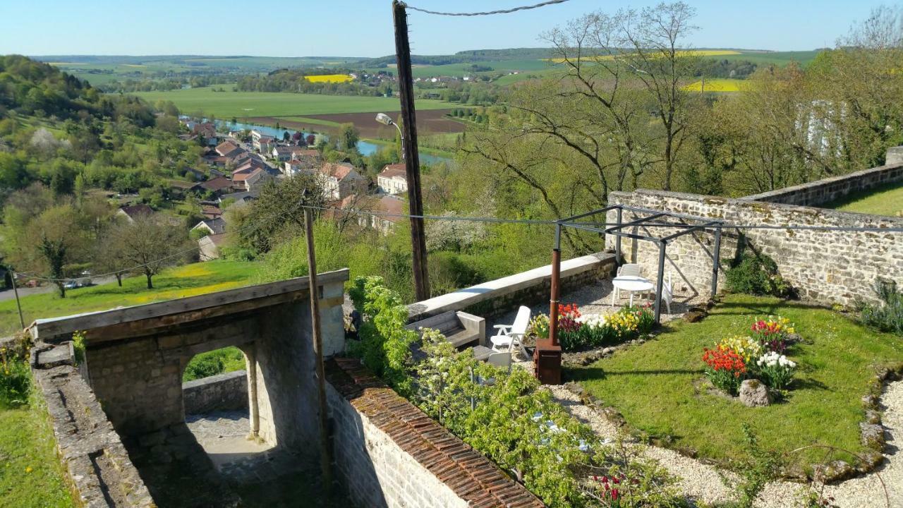 B&B Chez Fouchs - Chambre D'Hotes Dun-sur-Meuse Εξωτερικό φωτογραφία