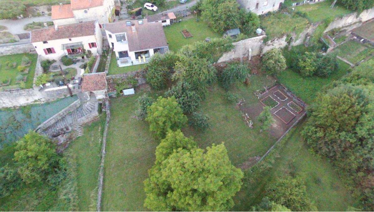 B&B Chez Fouchs - Chambre D'Hotes Dun-sur-Meuse Εξωτερικό φωτογραφία
